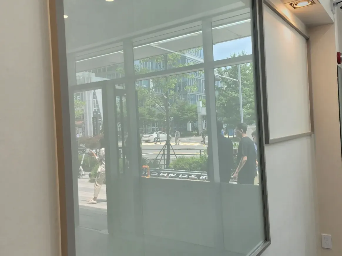 영도구 남항동1가 건물 복도·대기 동선 야간 위생청소 사례 - 행진크린