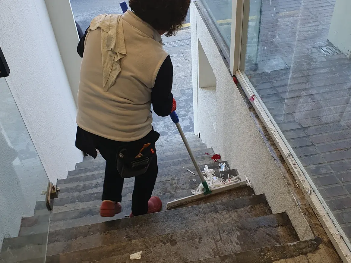 연제구 거제동 건물 탕비실 직원 휴게공간 위생청소 사례 - 행진크린
